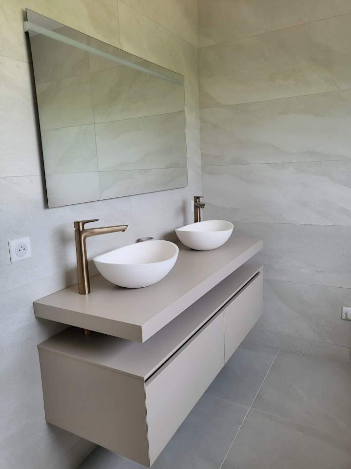 Création et aménagement complet de salles de bain.