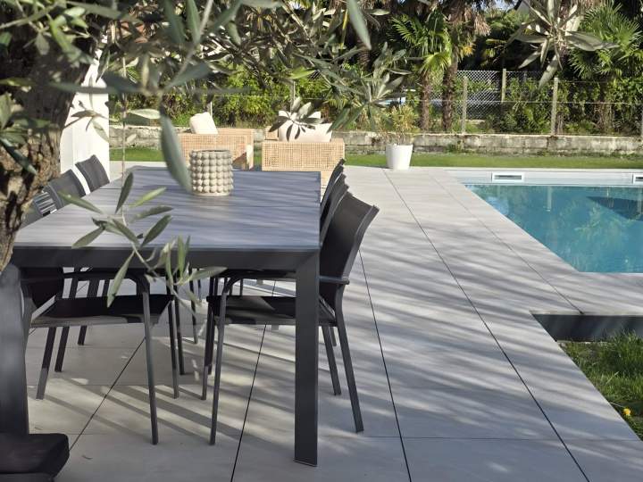 Carrelage plage de piscine Pau