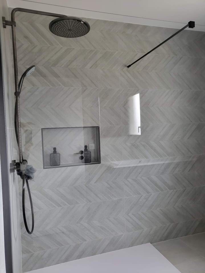 Salle de bain PMR Pau